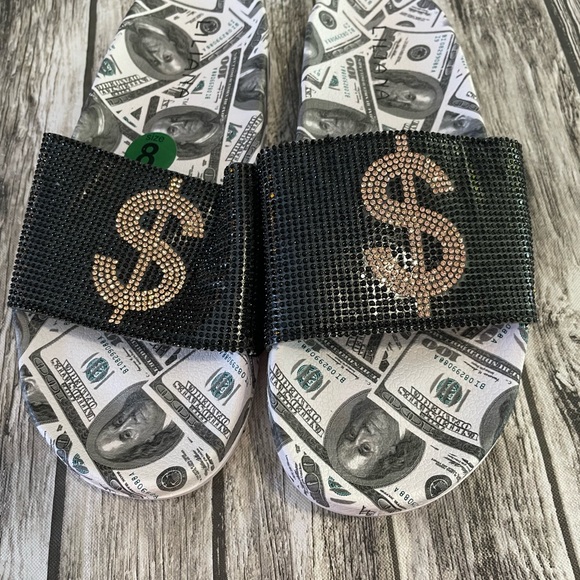 NEW. RARE FIND BLING MONEY SLIP ON - Picture 2 of 3